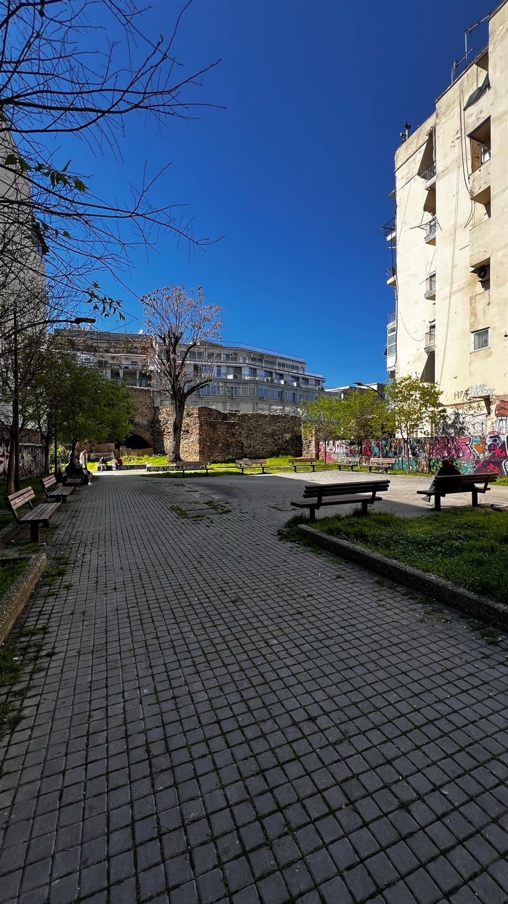Visual Arts 2 - Paparrigopoulou park, the wall at the end of the path
