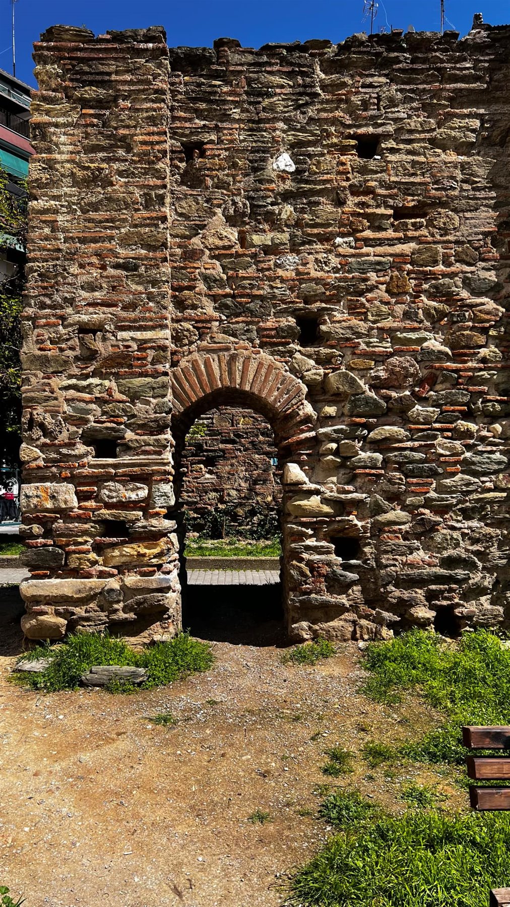 Visual Arts 2 - the wall, arched opening